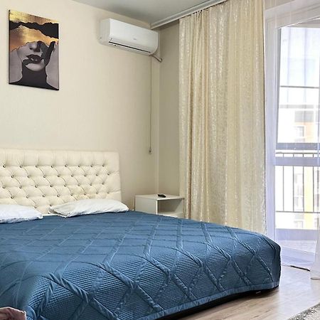 1 Комнатная Драмтеатр 1Bedroom Apartment Ustʼ-Kamenogorsk Exterior foto