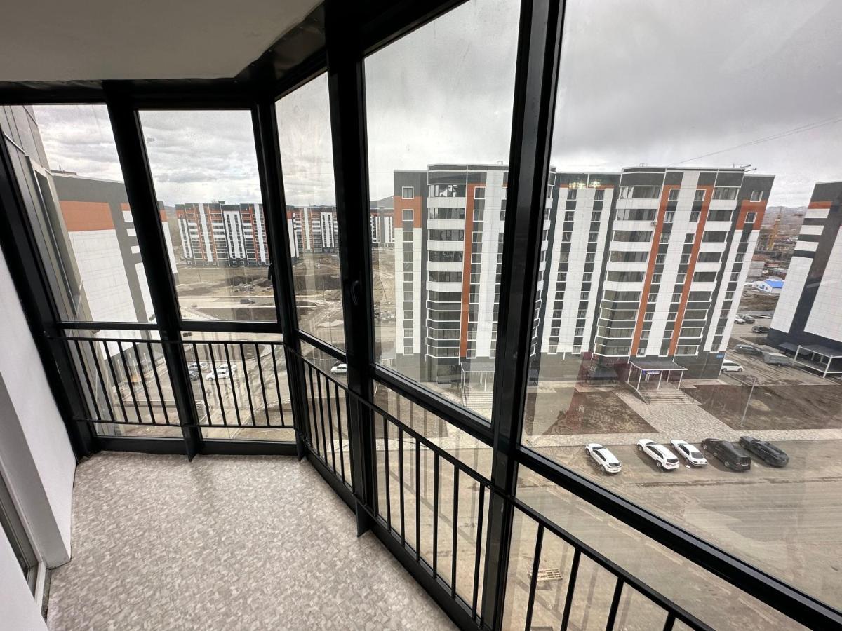 1 Комнатная Драмтеатр 1Bedroom Apartment Ustʼ-Kamenogorsk Exterior foto